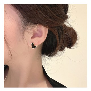 Bông tai trái tim titan ko đen tt4687