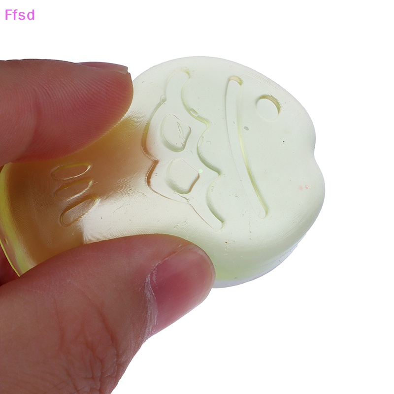 Đồ Chơi Squishy Hình Cá Mini Trong Suốt Giảm Căng Thẳng