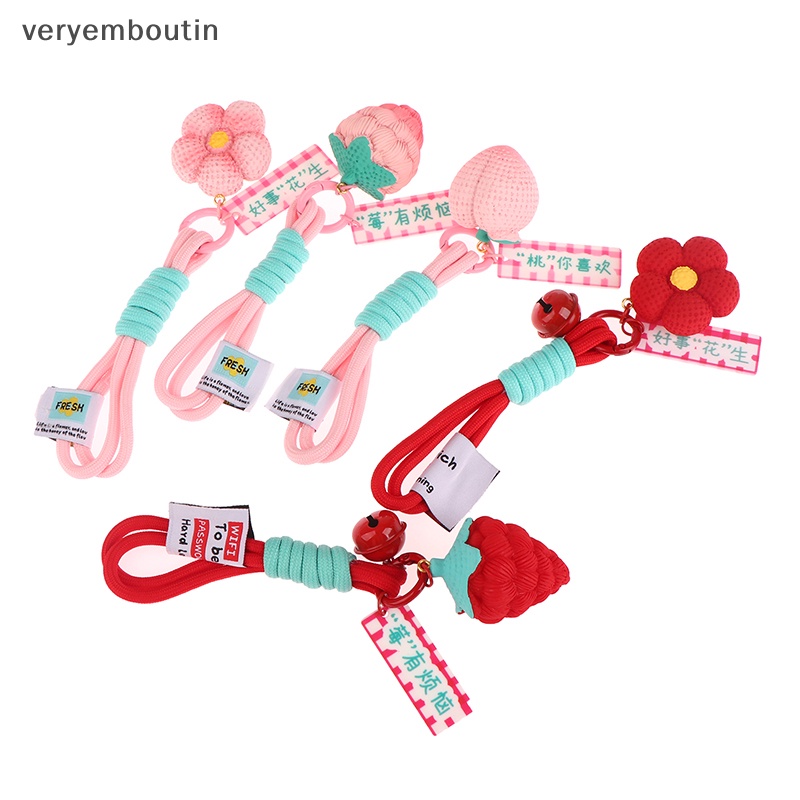 Móc Khóa Xe Hơi / Túi Xách Bằng Resin Hình Quả Dâu Dễ Thương Sáng Tạo Thích Hợp Làm Quà Tặng Cá Nhân