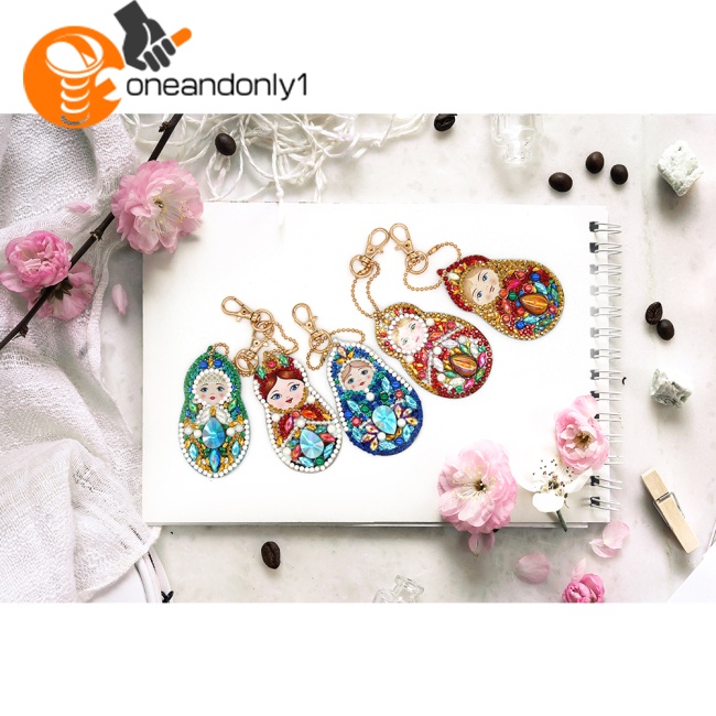 Set 5 Móc Khóa Hình Búp Bê Hoạt Hình DIY Bằng Nhựa Resin