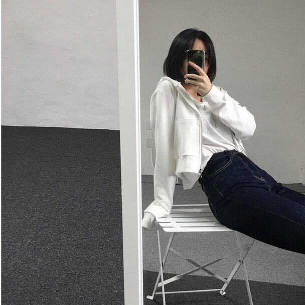 Áo Khoác Khóa Kéo Có Mũ Trùm Cá Tính Theo Phong Cách Hàn Quốc Dành Cho Nữ