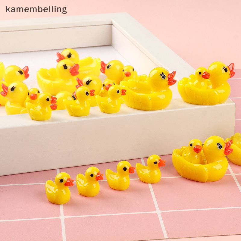 Set 2 Chú Vịt Vàng 3D Dễ Thương Dùng Để Trang Trí Tiểu Cảnh / Móc Khóa