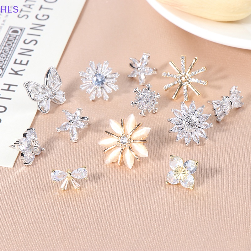 Set 1 / 2 Ghim Cài Áo Hình Hoa / Bướm Nhỏ Xinh Thời Trang Cho Nữ