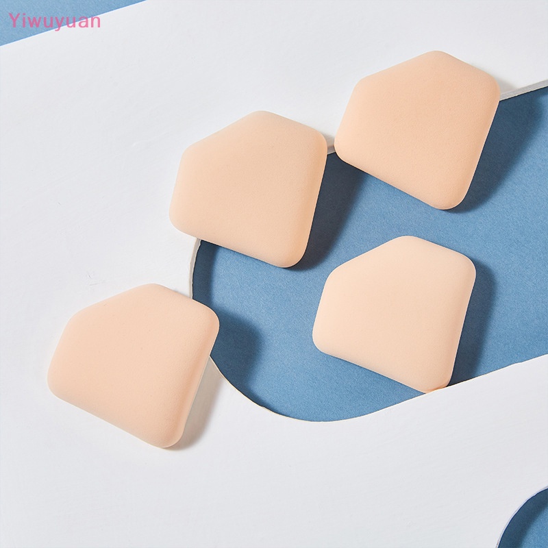 Bông Mút Trang Điểm Hình Viên Kim Cương Mềm Mại Nhỏ Gọn Tiện Dụng