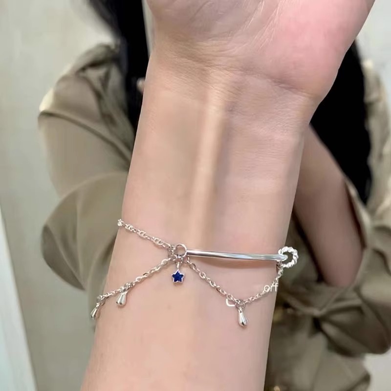 Vòng Tay Hợp Kim Đính Ngôi Sao Thời Trang Cho Nữ