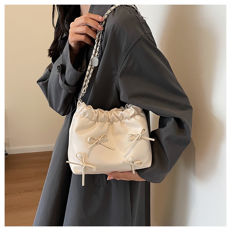 Túi Đeo Chéo Vai Xếp Ly Thời Trang Hàn Quốc Jiviviel