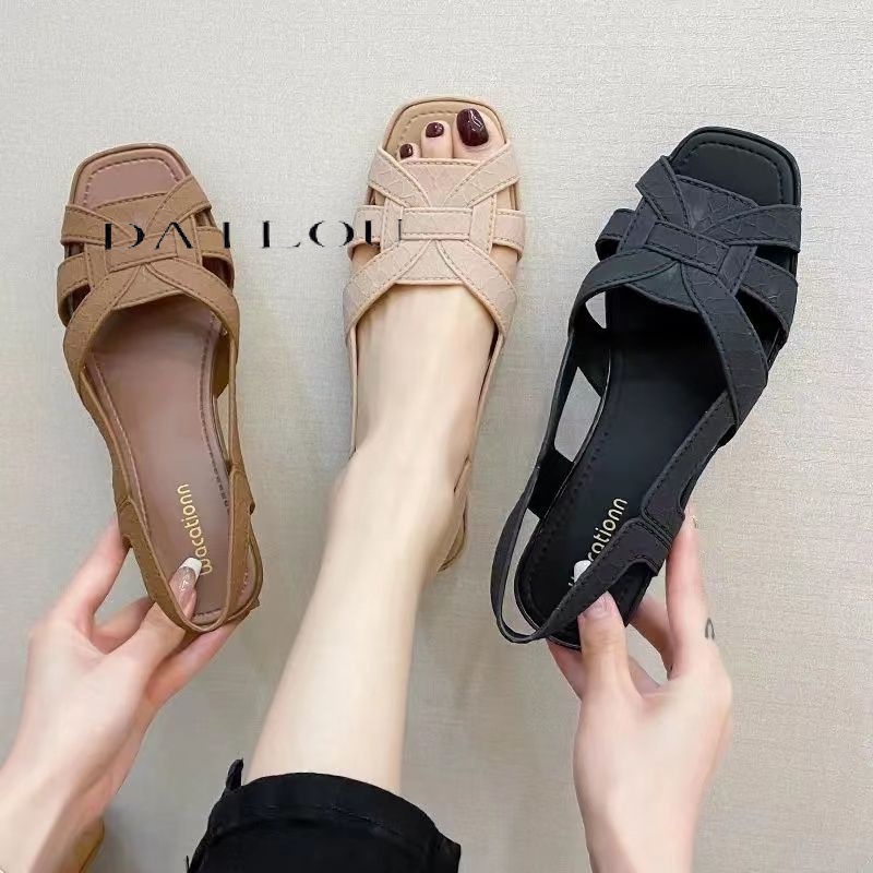 Dép sandal nữ DAILOU 31Z23080124 đế cao thời trang đi biển thoải mái xinh xắn