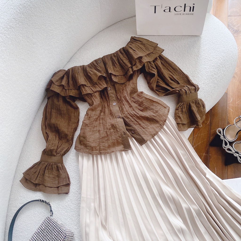 Set nâu trễ vai tay loe+chân váy midi dập ly