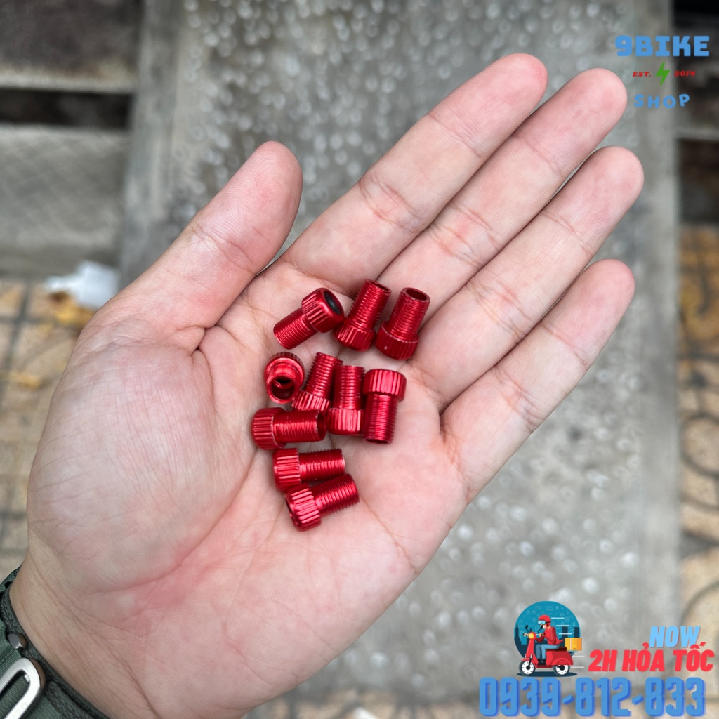 Đầu vòi bơm, đầu chuyển đổi van xe đạp sang van xe máy,van pháp sang van mĩ,bằng nhôm - GIÁ 1 CÁI - MÀU ĐỎ
