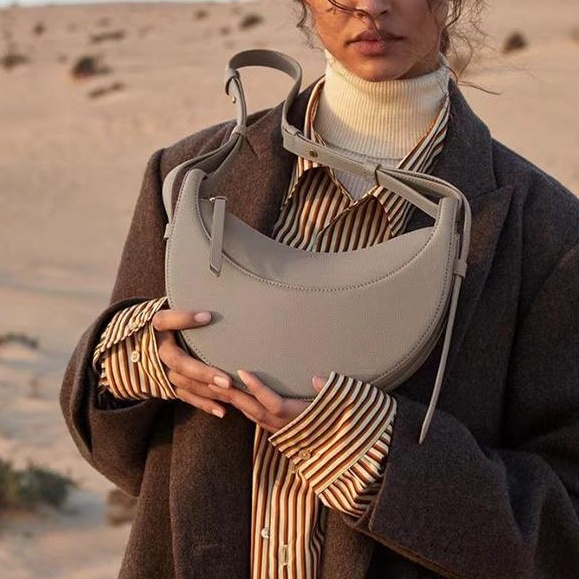 Túi xách yên ngựa 🌱POLENE🌱 Túi đeo chéo nữ một nửa mặt trăng thời trang