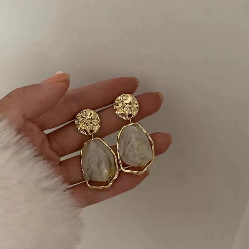 Đôi Khuyên Tai Đính Đá Zircon Hình Vuông Màu Vàng Thời Trang Cho Nữ