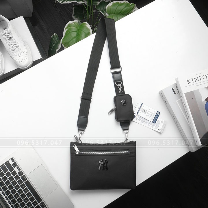 Túi Đeo Chéo NY Unisex Có Túi Nhỏ, Logo Kim Loại Chắc Chắn, Hàng Nhập Đầy Đủ Tem [NEW]