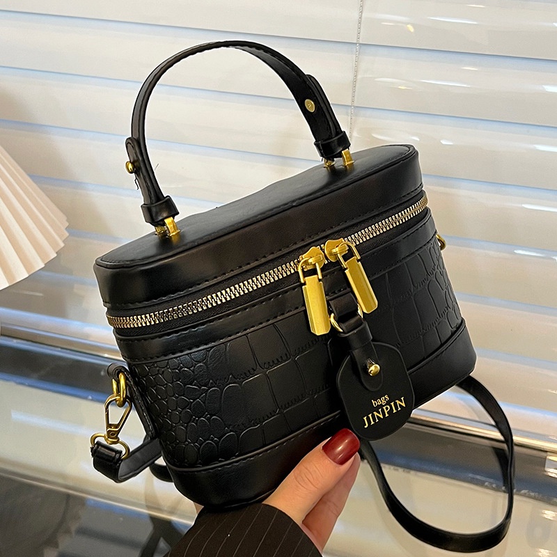 Túi Đeo Chéo Nhỏ Xinh Thời Trang Xuân Hè 2023 Cho Bạn Gái