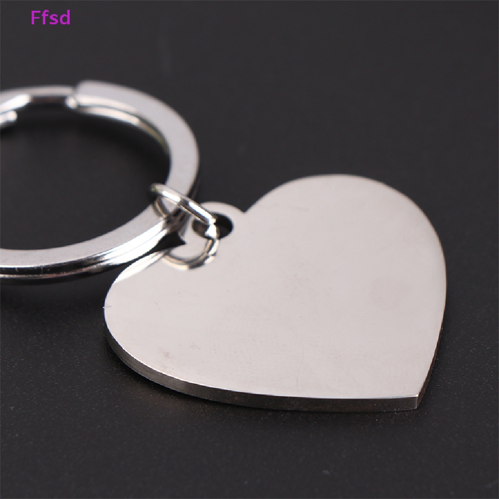 1 Móc Khóa Hình Trái Tim Bằng Thép Không Gỉ