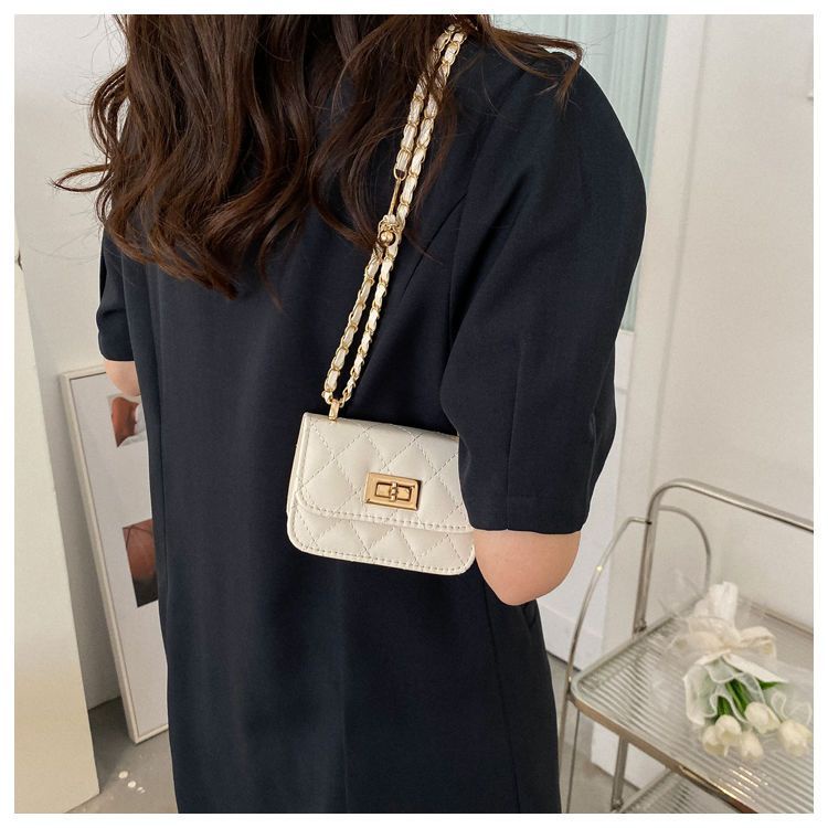 Túi Xách Mini Đính Đá Phối Dây Xích Thời Trang Cao Cấp Cho Nữ