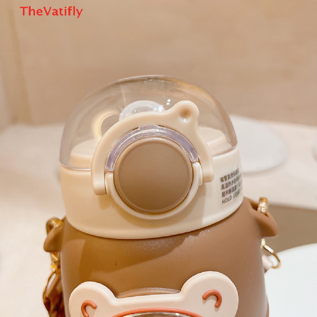 Bình Đựng Nước 700ml Không BPA Chống Rò Rỉ Họa Tiết Hoạt Hình Dễ Thương Cho Bé