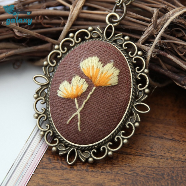 Galaxy Bộ Vòng cổ + Chỉ Thêu Nghệ Thuật Diy