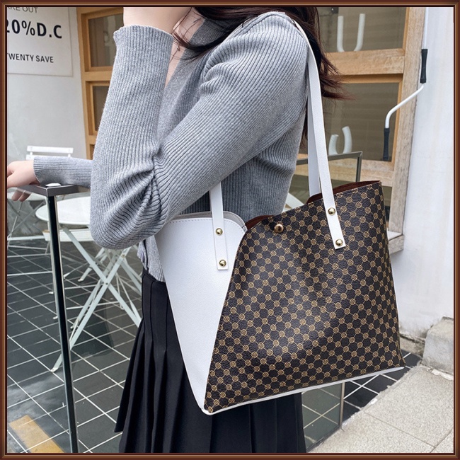 Túi Xách Da Pu Cỡ Lớn Đính Đinh Tán Thời Trang Cho Nữ