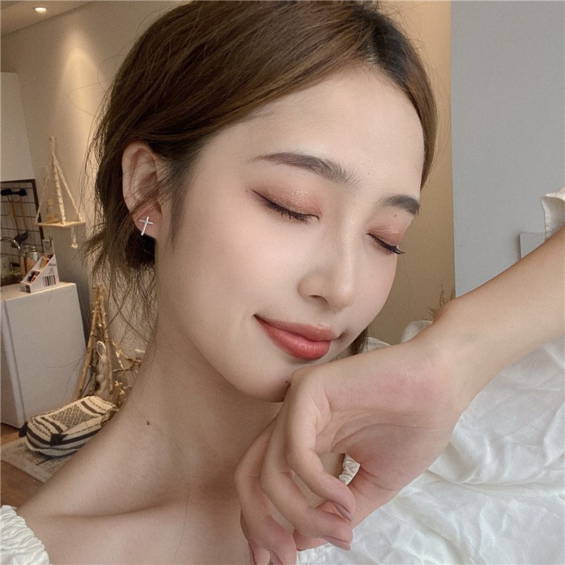 Bông Tai Bạc 2023 Hình Thánh Giá Mini Trơn Mịn Đơn Giản Dễ Phối Đồ Cho Nữ