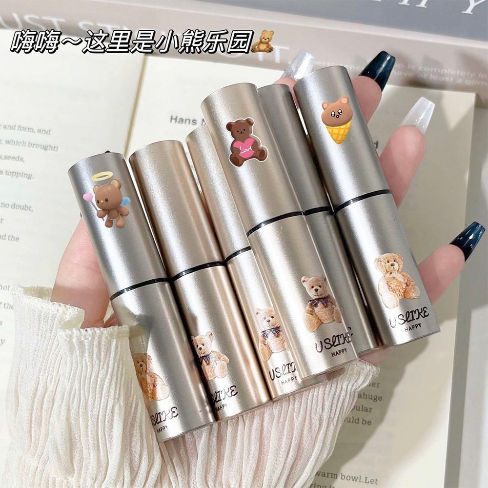 Son Môi Dưỡng Ẩm Lâu Trôi Không Dính Cốc Màu Trơn Hình Gấu Xinh Xắn
