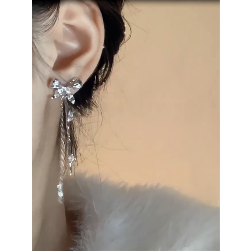 Khuyên Tai Dáng Dài Đính Nơ Tua Rua Thời Trang Cao Cấp