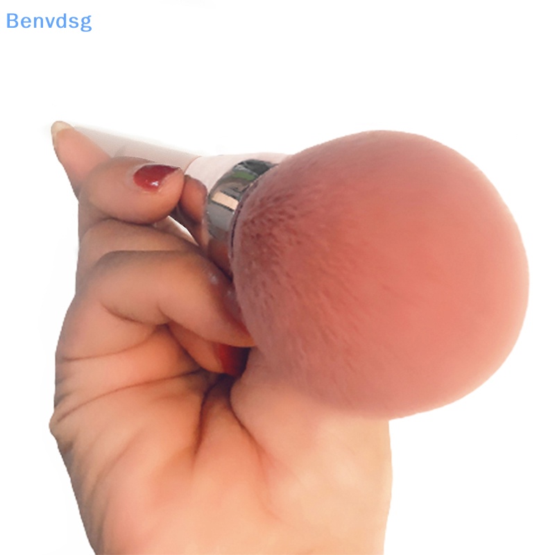 Cọ Trang Điểm Đầu Phẳng Mềm Mại Tiện Dụng