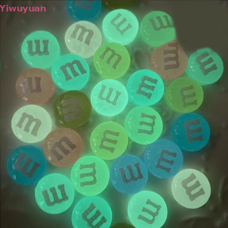 5 Hạt Đậu Sô Cô La Mini Bằng Nhựa Phát Quang Trang Trí Xe Hơi Mới