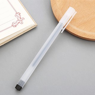 Bút Bi Nước Mực Đen Ngòi 0.5mm