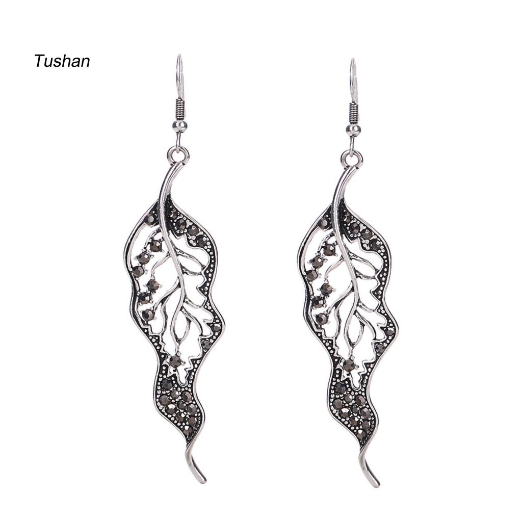 1 Đôi Bông Tai Hình Chiếc Lá Đính Đá Sáng Tạo Dành Cho Nữ