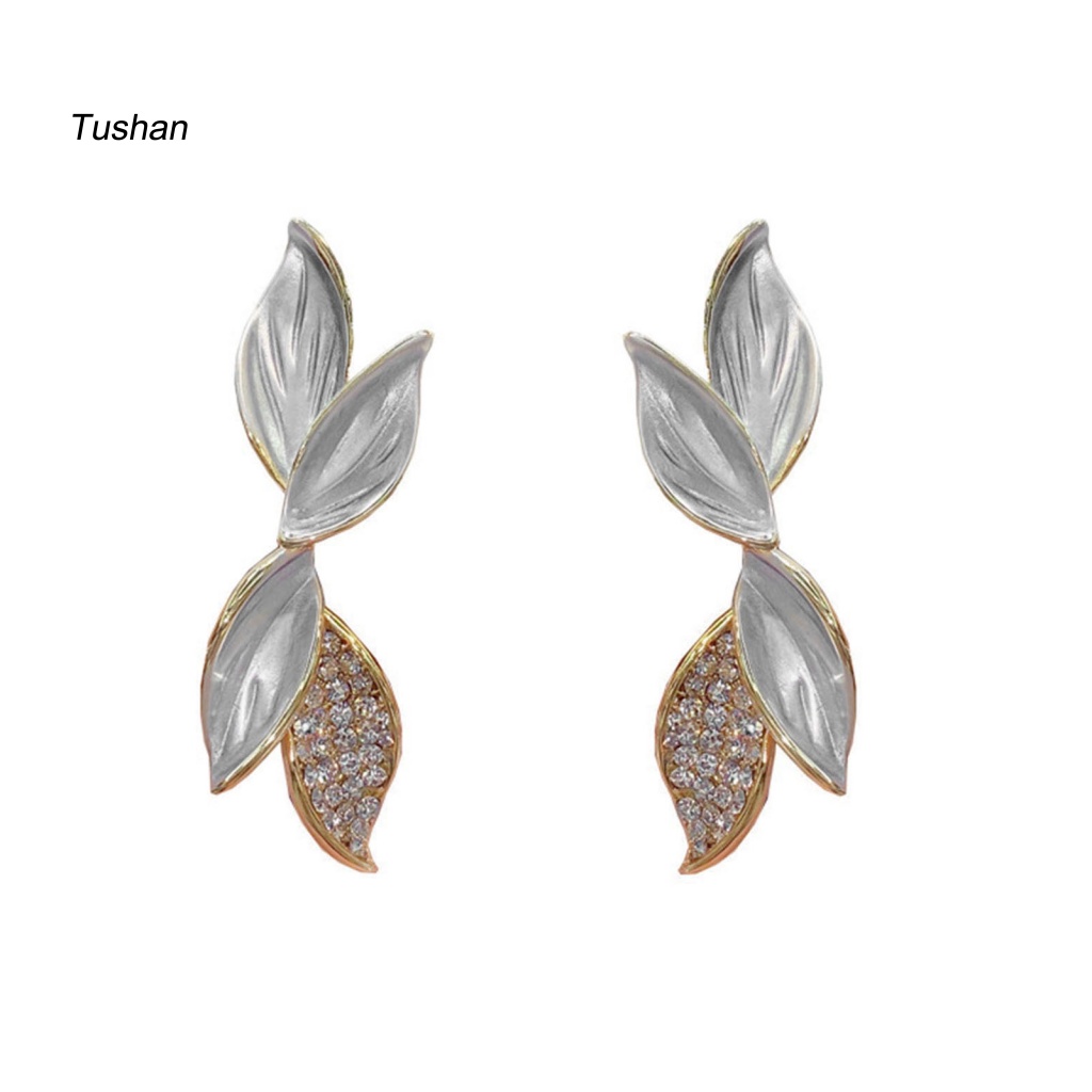 1 Đôi Bông Tai Hình Chiếc Lá Đính Đá Lấp Lánh Sang Trọng