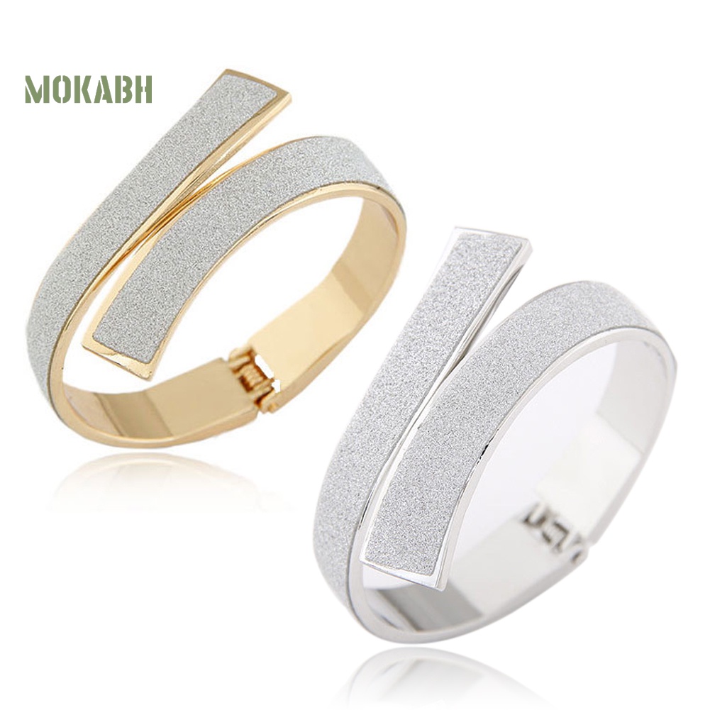 Vòng Tay Hợp Kim Kiểu Dáng Đơn Giản Thời Trang Cho Nữ