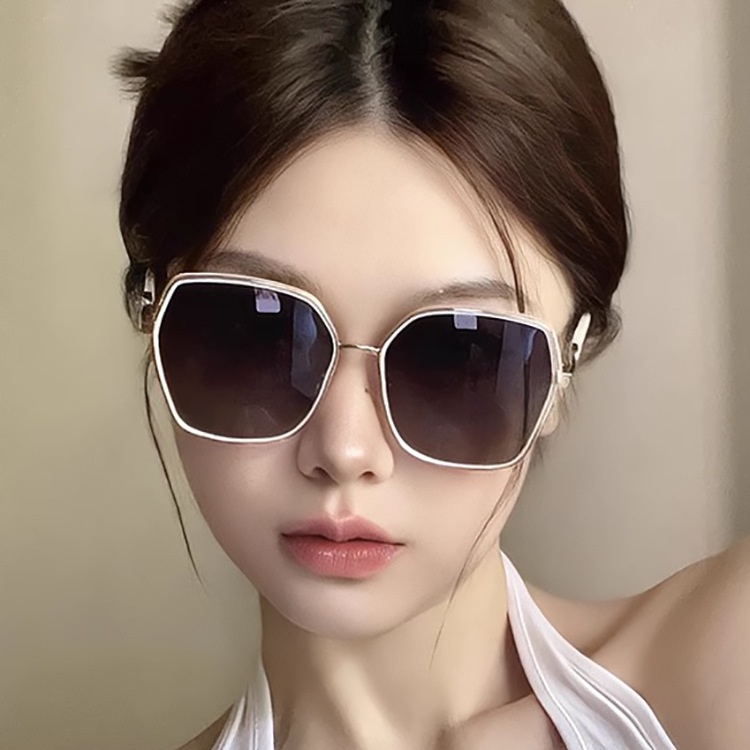 Kính Mát Gọng Vuông Kim Loại Thời Trang Cho Nam Nữ