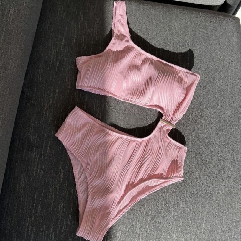 Bộ Đồ Bơi Một Mảnh Trễ Vai Eo Cao Phong Cách Âu Mỹ Cho Nữ