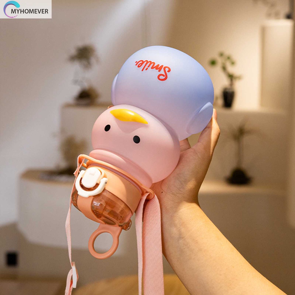 Bình Nước Thể Thao 650ml Hình Vịt Dễ Thương