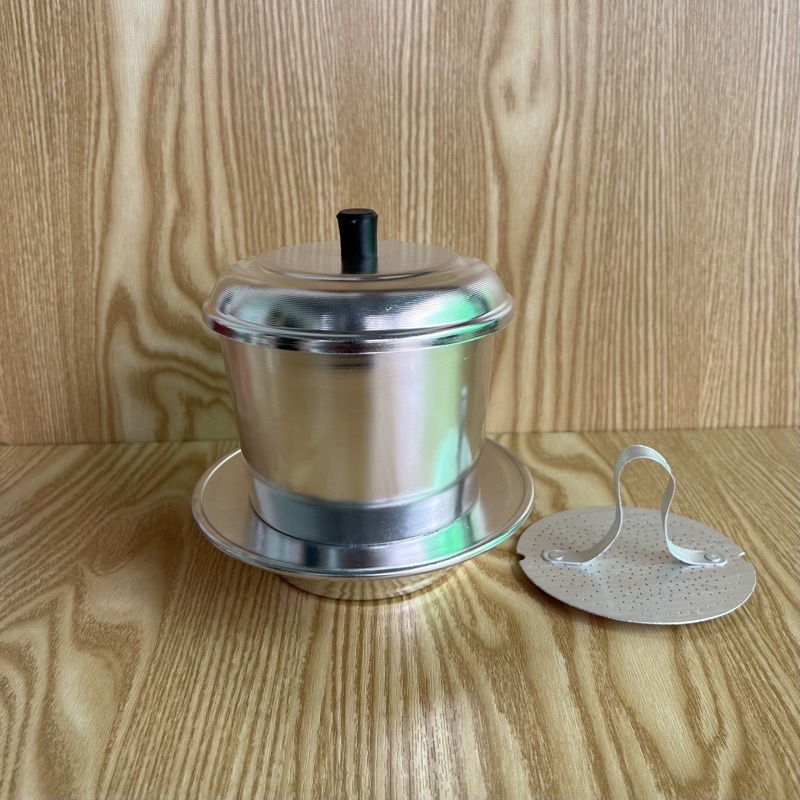 Phin cà phê nhôm lớn,pha 150gr-200gr bột cafe. Thích hợp dùng cho quán cafe hoặc gia đình. Khắc logo