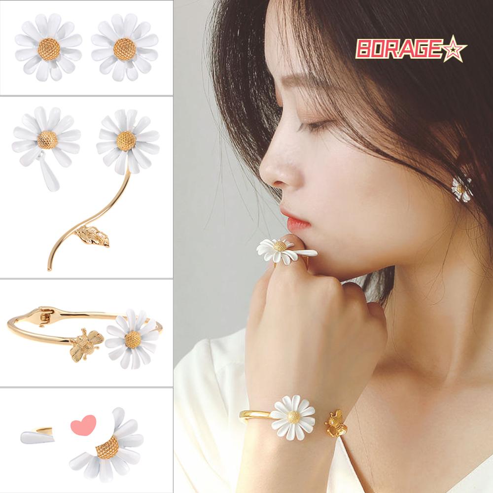 Khuyên Tai Hình Hoa Cúc Dễ Thương Dành Cho Nữ