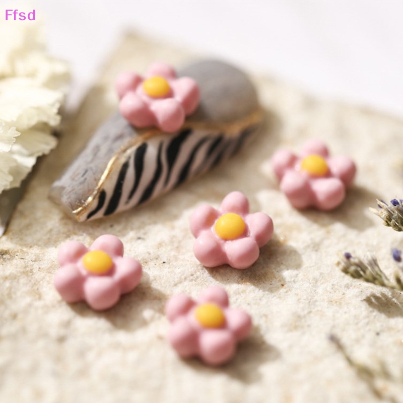 {Ffsd} Set 50 Móng Tay Hoa Cúc Nhỏ Bằng Nhựa resin Lập Thể Màu Tươi Mới Phong Cách Nhật Bản Có Mùi Hoa Cúc Nhỏ * Bán Chạy