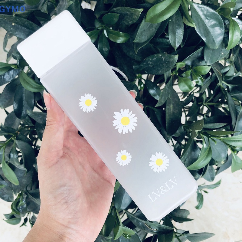 Bình Nước Nhựa Trong Suốt In Hình Hoa Cúc 500ML