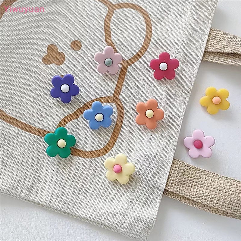 2 Trâm Cài Áo Hình Hoa Nhỏ Xinh Xắn Mới