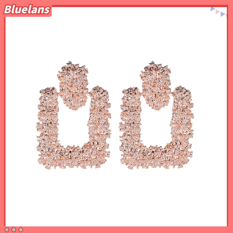 Khuyên Tai Kim Loại Hình Vuông Dập Nổi Họa Tiết Hoa Thời Trang