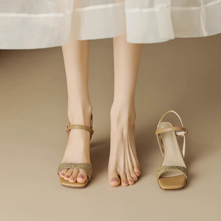 Duoya Tóc Thẳng ~ [Hàng Có Sẵn] Giày Sandal Cao Gót Hở Ngón Bằng Da Mềm Có Khóa Cài Quyến Rũ Dễ Phối Đồ Cho Nữ Miễn Phí Vận Chuyển