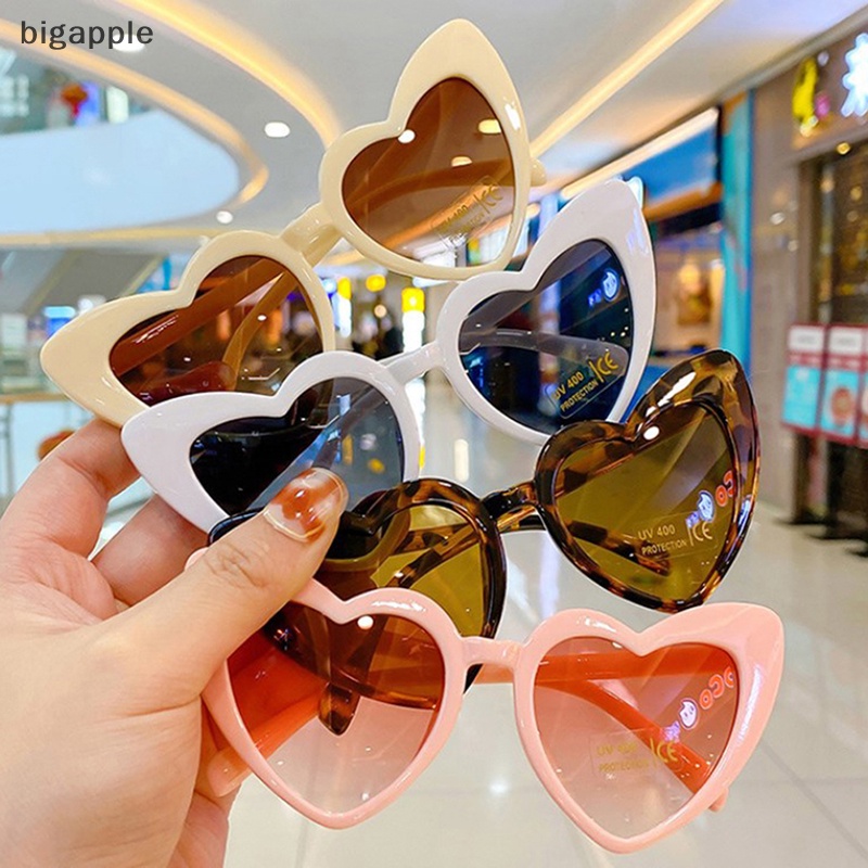 Kính Mát Hình Trái Tim Hoạt Hình Chống Tia UV400 Dành Cho Bé