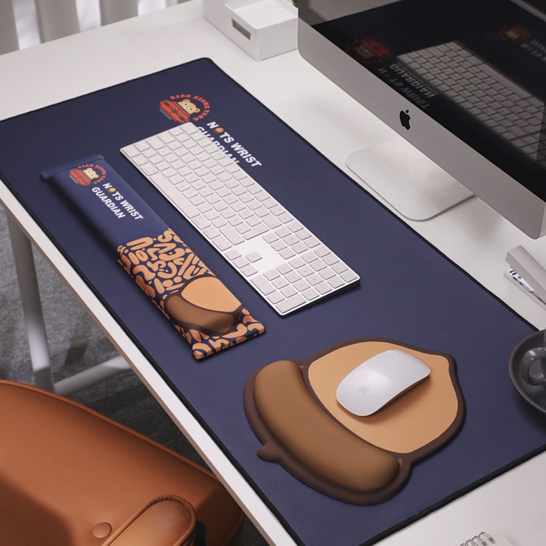 Bàn Di Chuột 3D Hạt Dẻ Ngộ Nghĩnh Siêu Êm Đệm Tay Silicon