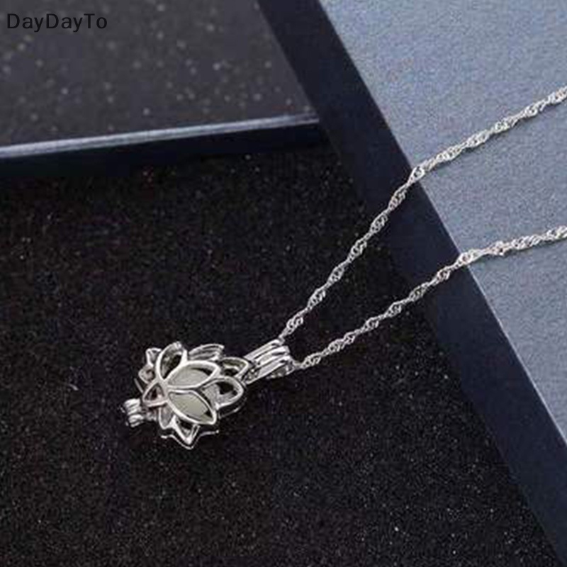 Vòng cổ Mặt Hoa Sen Phát Sáng Thời Trang Dành Cho Nữ