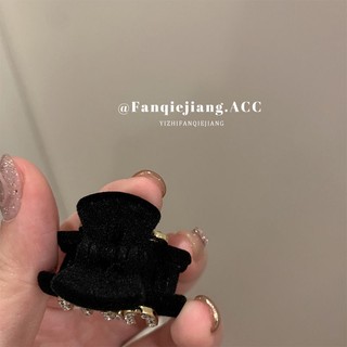 1 Kẹp Tóc Cá Mập Đính Đá
