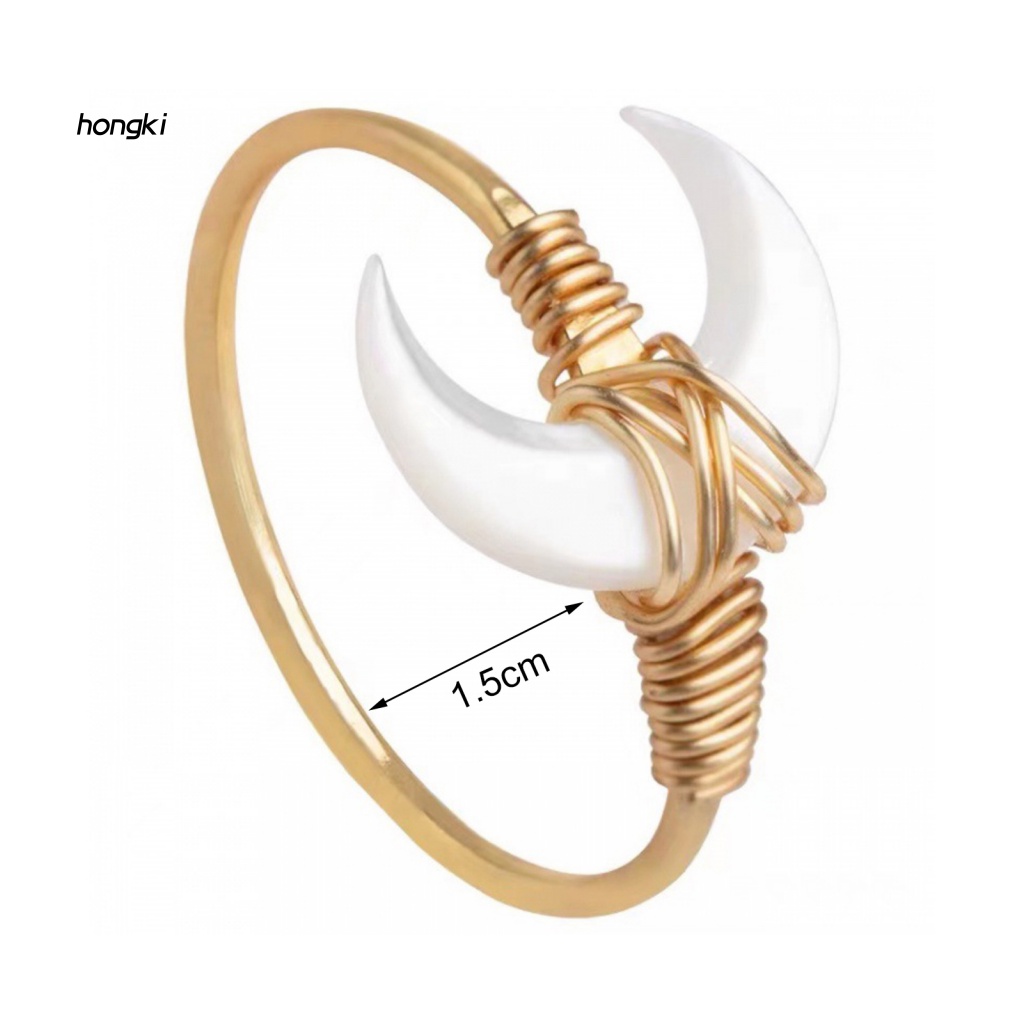 Nhẫn HìNh MặT Trăng ĐíNh Đá Sang TrọNg