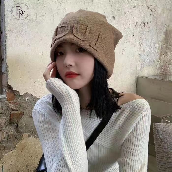 Mũ Lạnh In Chữ Nhỏ Xinh Thời Trang Nhật Bản Mới