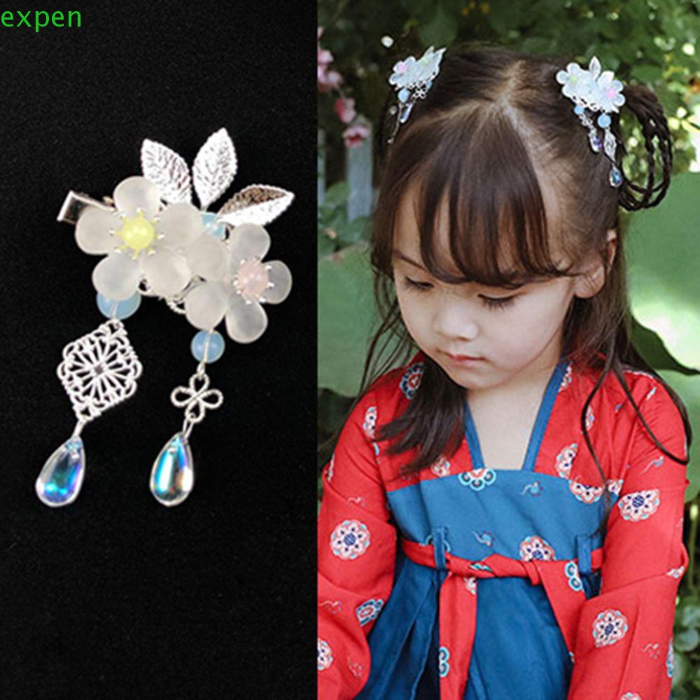 1 Kẹp Tóc Hình Lá Tua Rua Đính Pha Lê Dùng Trang Trí Tóc Cô Dâu