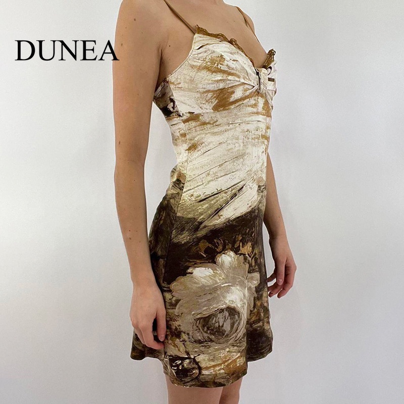 Đầm Hở Lưng Phong CáCh Vintage