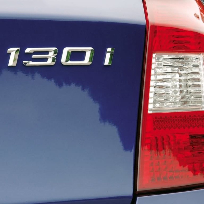 Logo Chữ Cái ABS Trang Trí Xe Hơi BMW 1 Series 116i 118i 120i 125i 130i 135i 140i E81 E82 E87 E88 F20 F21